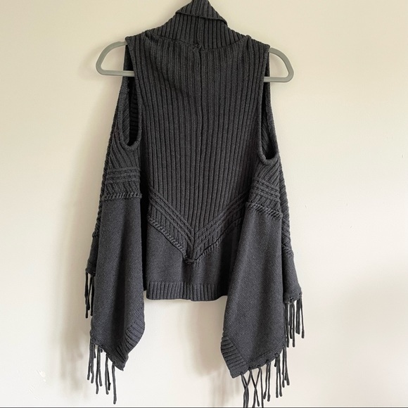 Dex Boho Sleeveless cardi/vest - Picture 2 of 5